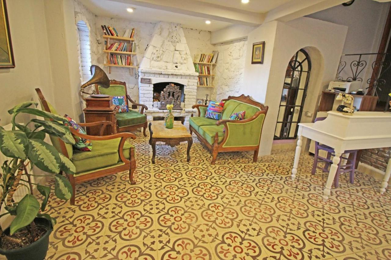 Eflatun Konuk Evi Hotel Çanakkale Esterno foto