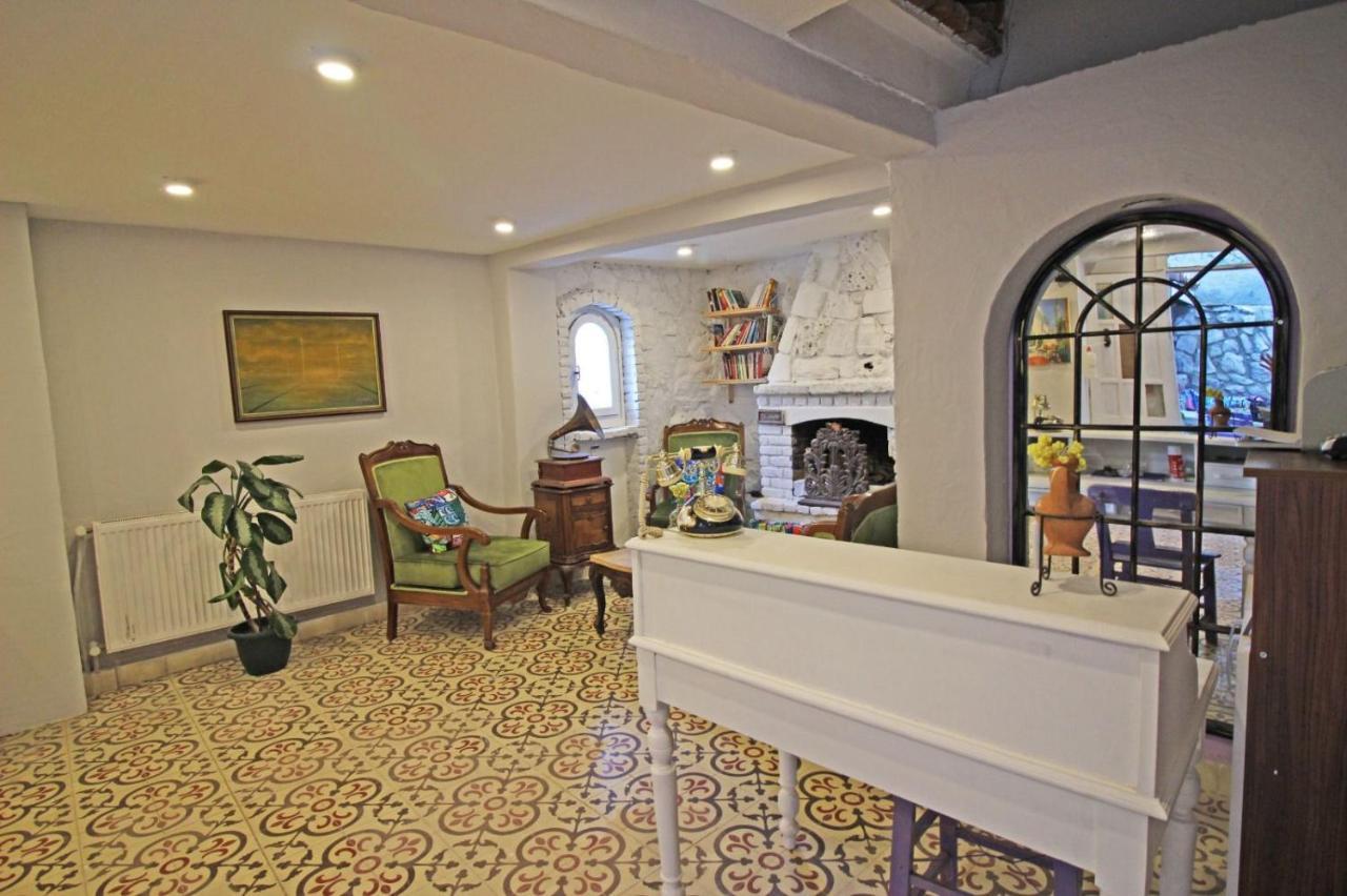 Eflatun Konuk Evi Hotel Çanakkale Esterno foto